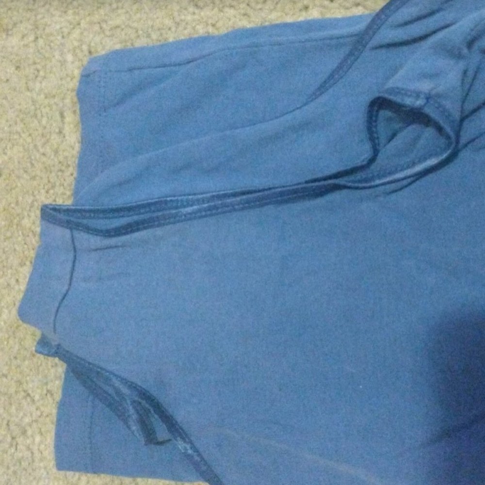 Blue Womens Tank Top Short Sleeve Shirt Size Medium 7-9